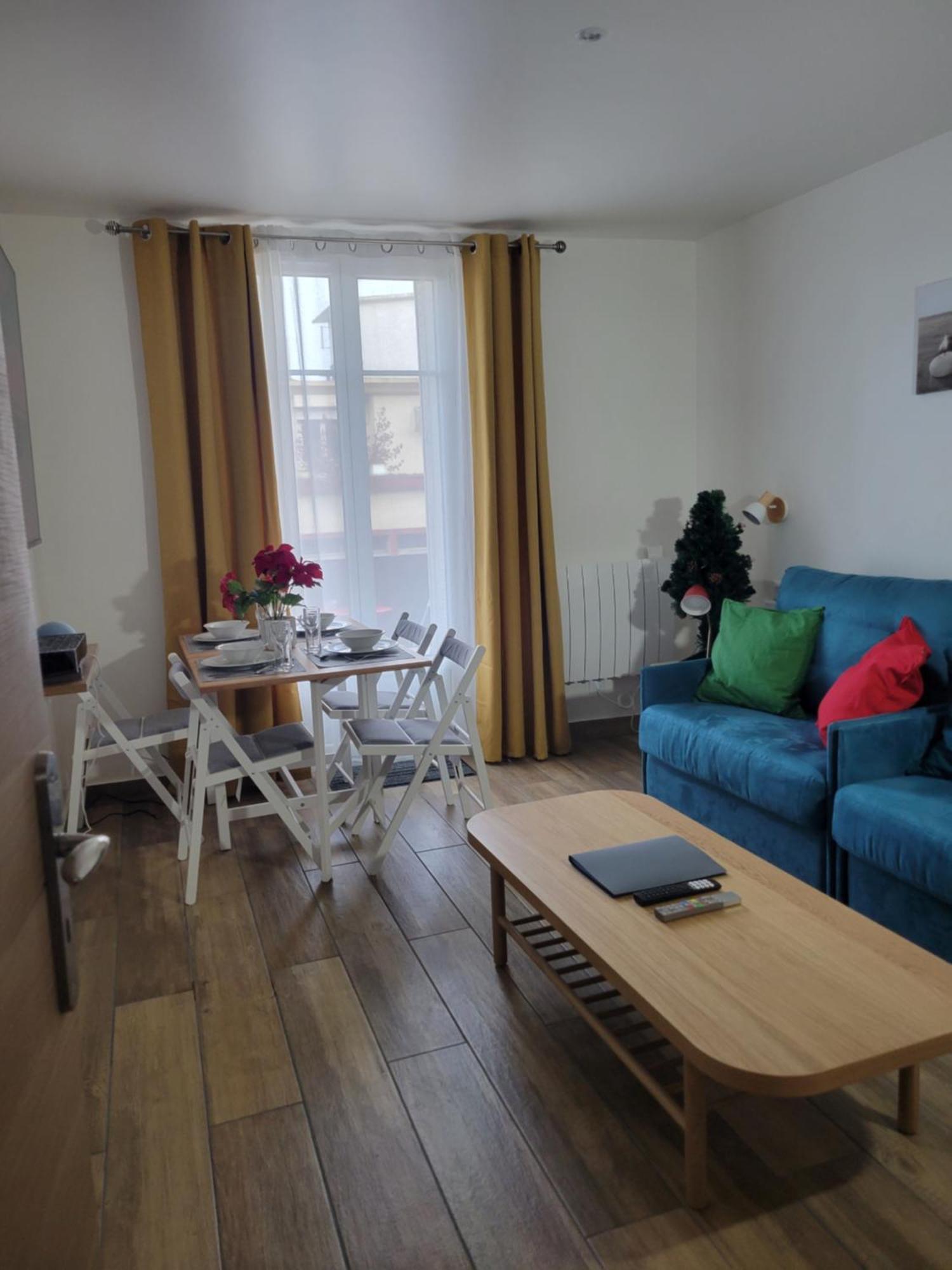 Amazing Apartment A Stone'S Throw From The City Of Lights - Paris كليشي المظهر الخارجي الصورة