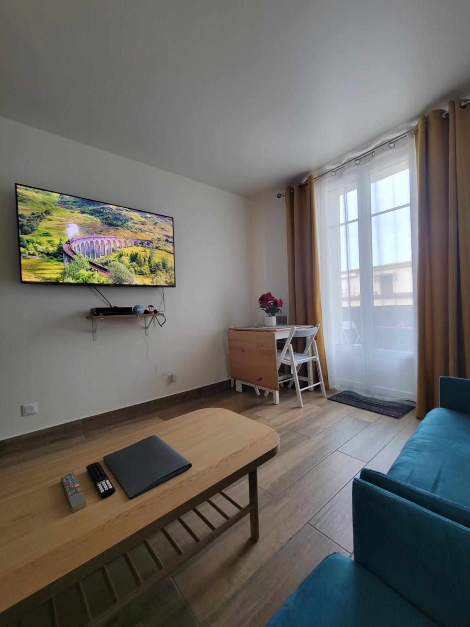 Amazing Apartment A Stone'S Throw From The City Of Lights - Paris كليشي المظهر الخارجي الصورة