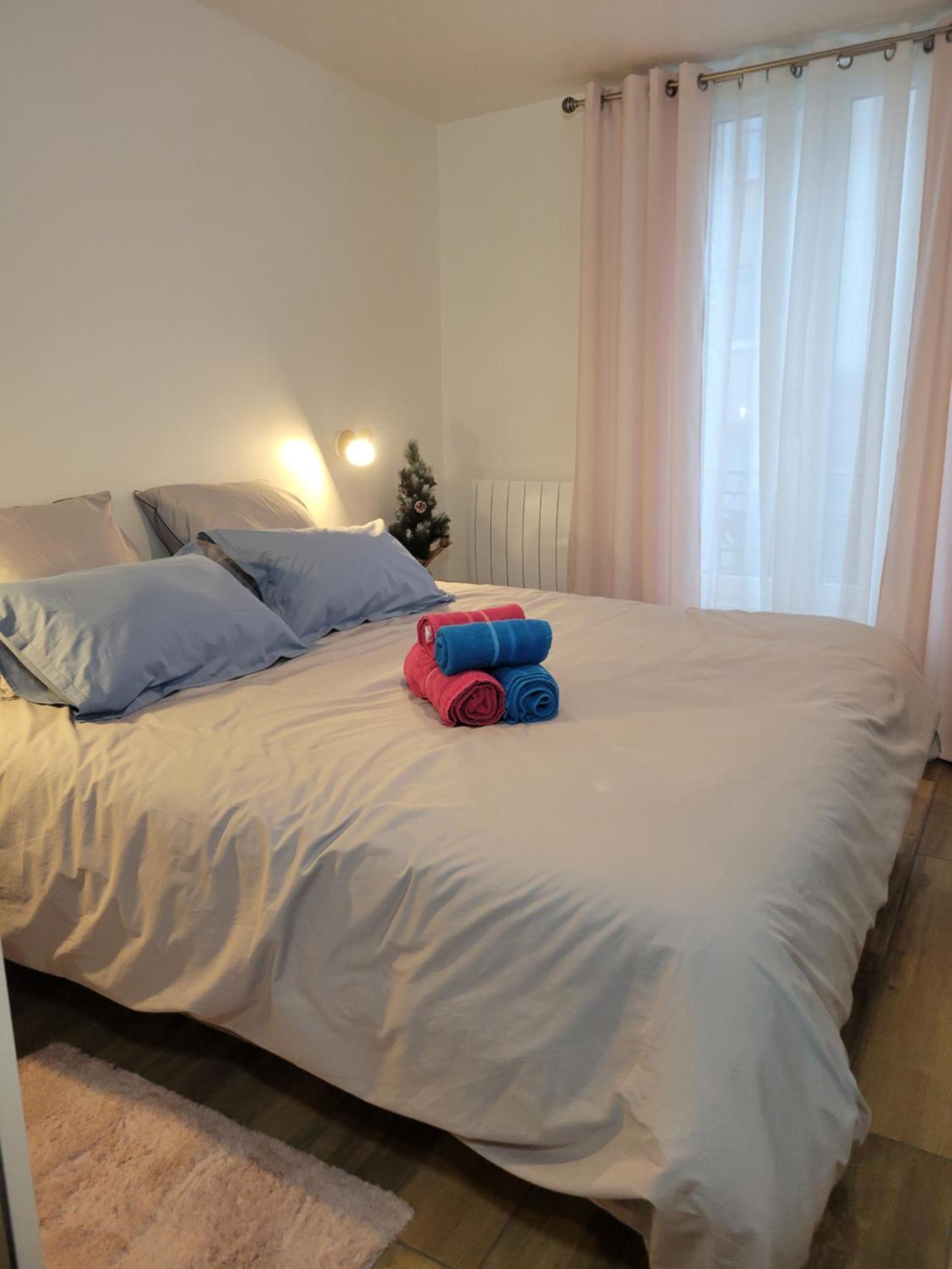 Amazing Apartment A Stone'S Throw From The City Of Lights - Paris كليشي المظهر الخارجي الصورة